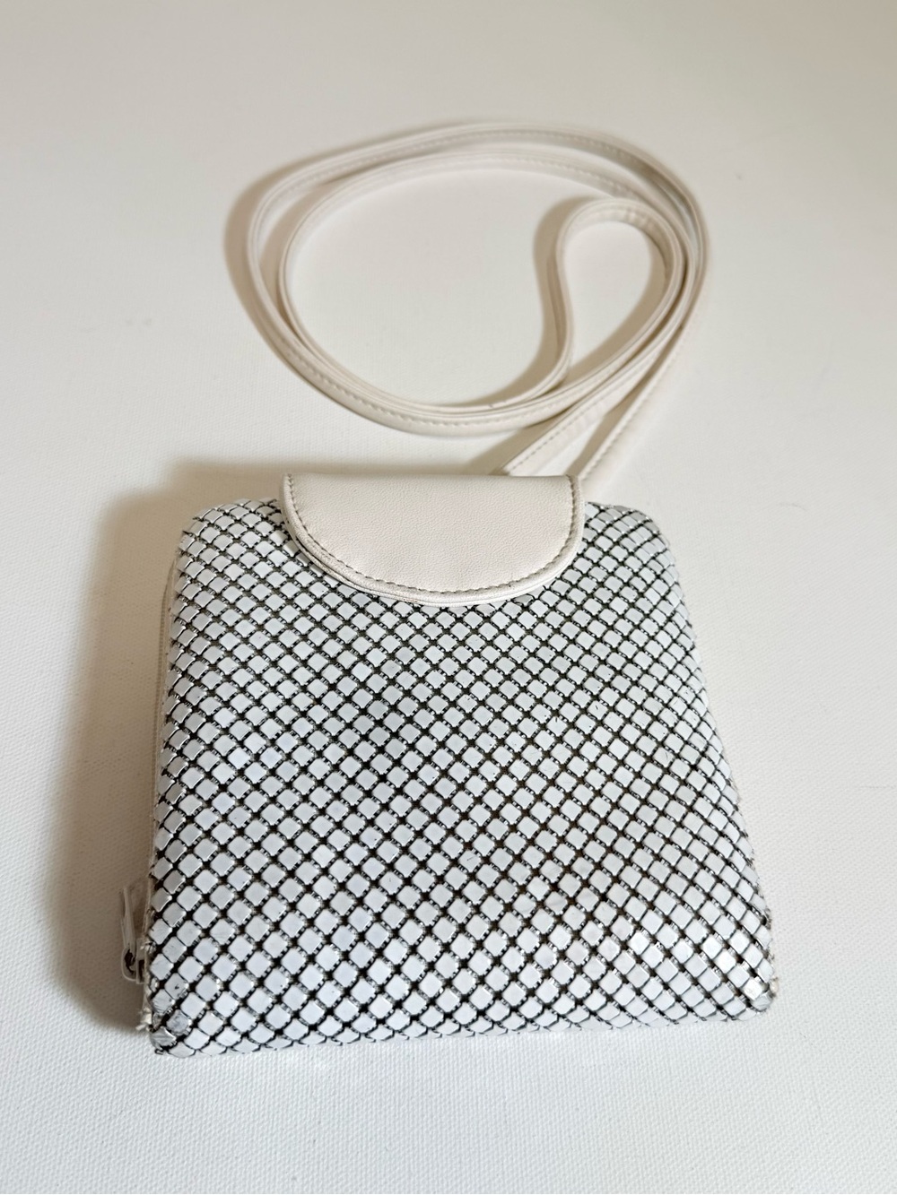 Whiting & Davis Vintage White Alumesh Crossbody Wallet Bag with Mirror
